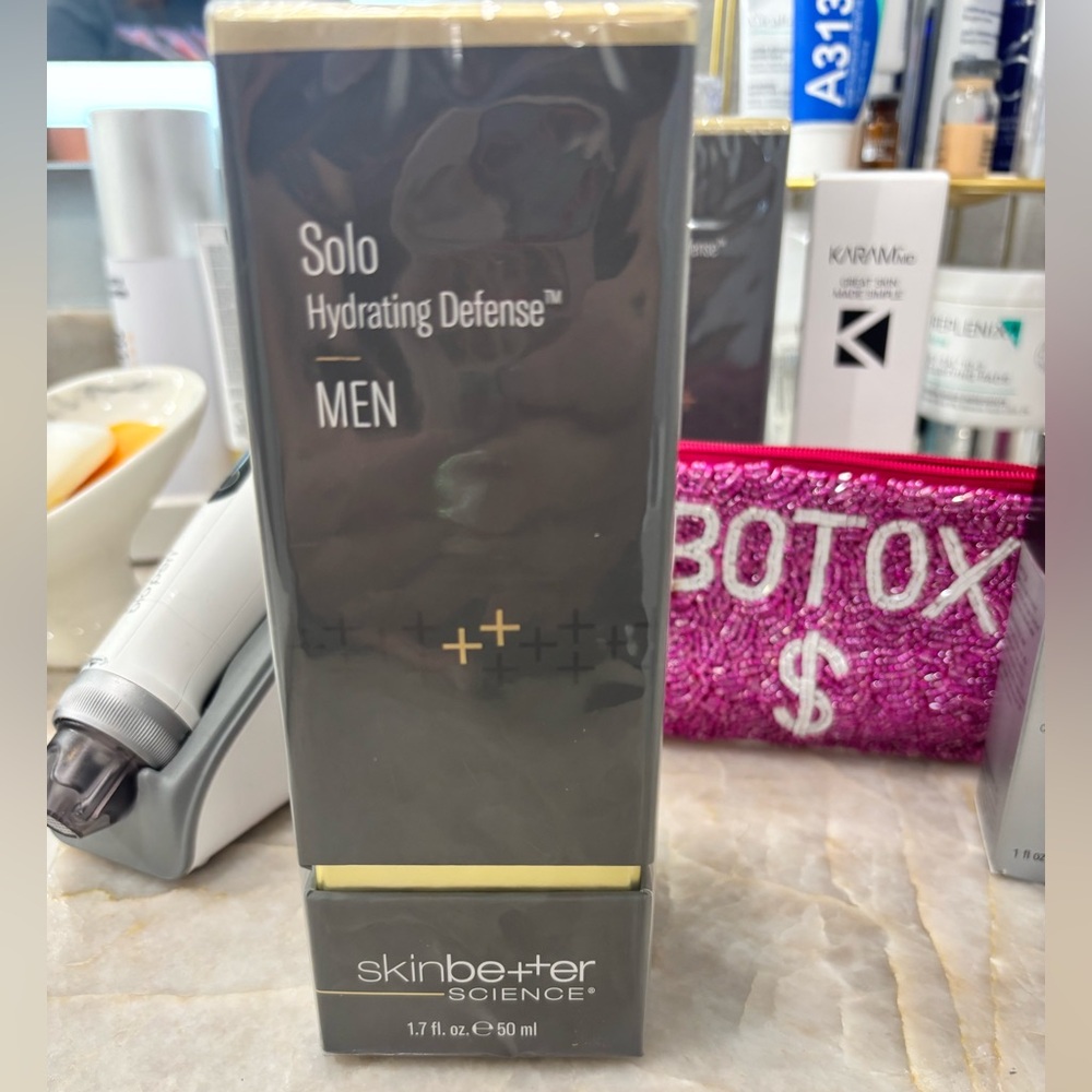 Solo Hydrating Defense for Men - Black and Gold